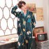 Cardigan de seda de manga larga de gran tamaño de color puro de sección delgada pijama de dos piezas para el hogar