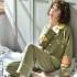 pijamas de invierno con cuello en V para mujeres, ropa de dormir de manga larga de puro algodón.